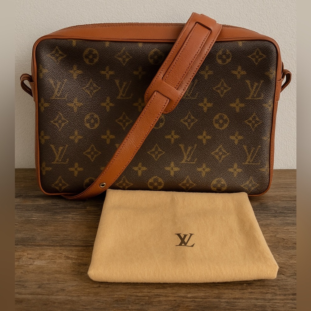 ‼️ SOLD ‼️ Louis Vuitton Monogram  Sac Bandouliere Bag
